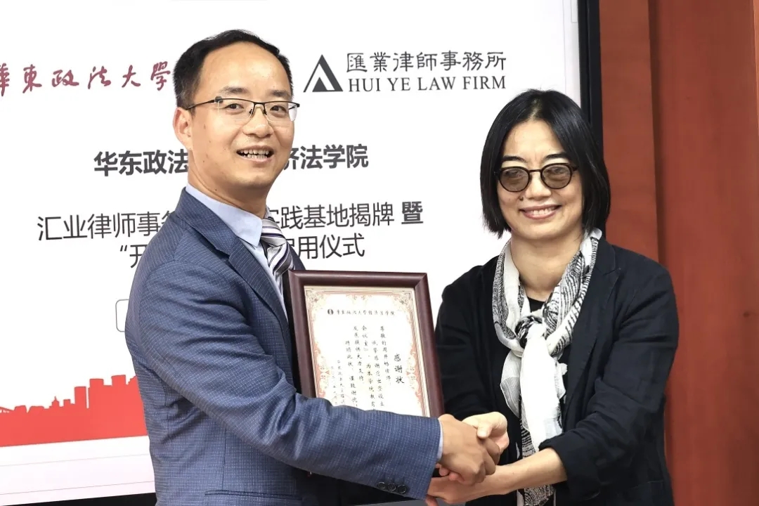 102011371966.jpg mmexport1602296304712.jpg