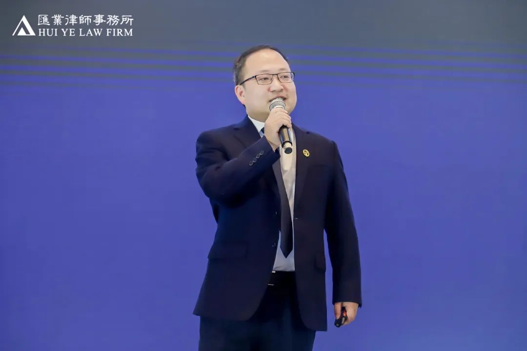 111337698405.jpg b8f19e814d48f4c1b575c9b37c5bb4d6.jpg