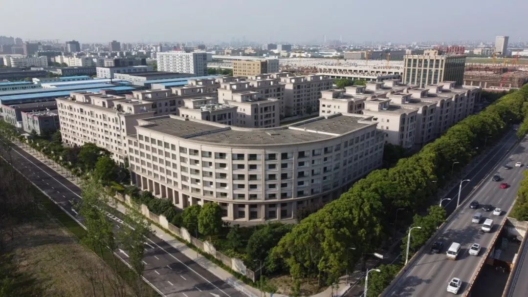 093645147211.jpg 86808599bc08db93bd479fb0b9b8397a.jpg