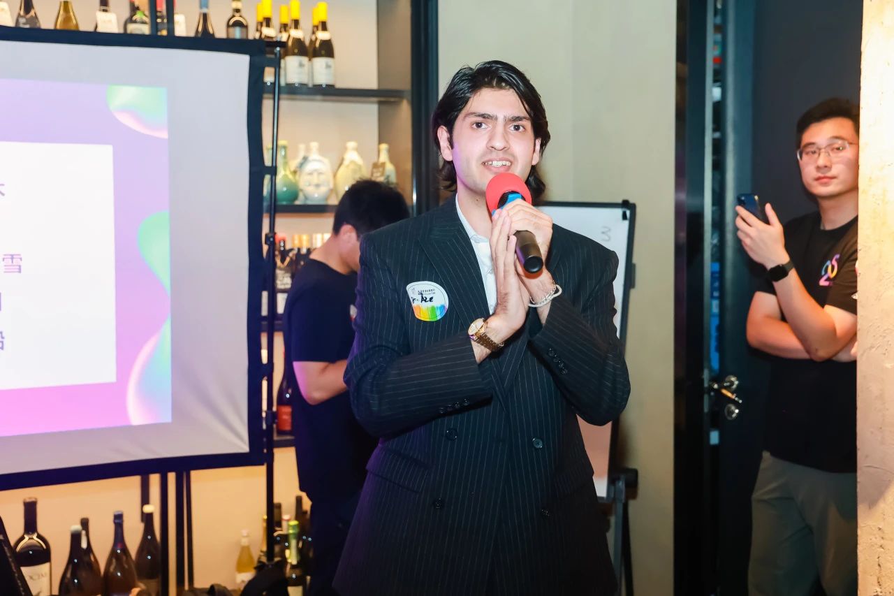 151542205778.jpg 3e3ca52a378cdb92dabfe92116be6f2.jpg