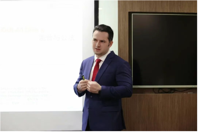 141854142853.png image.png